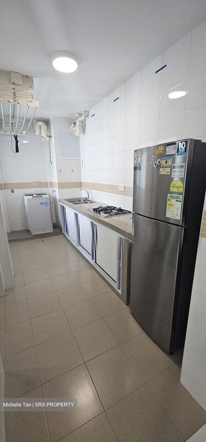 Sengkang West Way (Sengkang),  #565923971